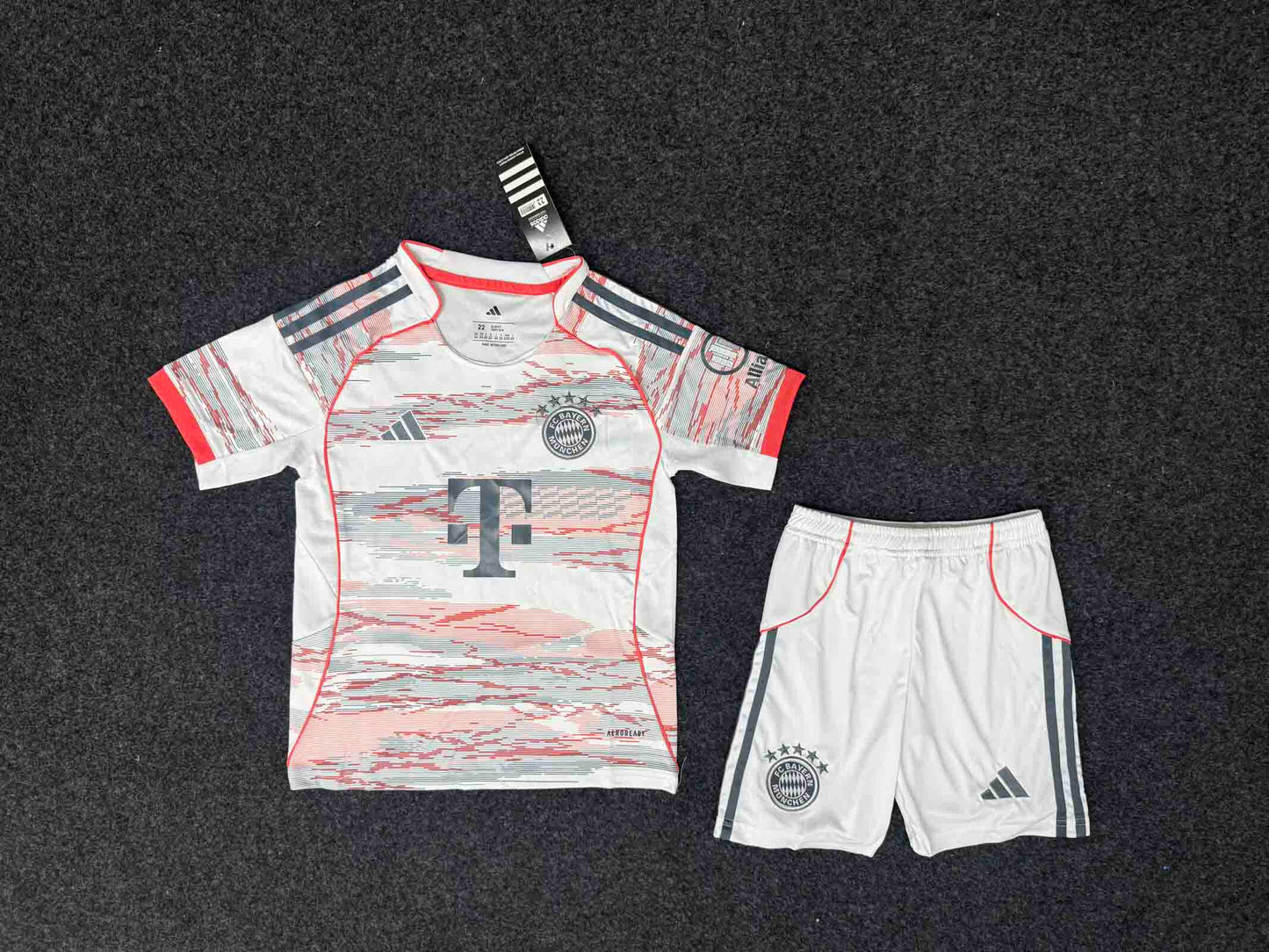 FC Bayern Munich Visitante Versión Niño | Temporada 25-26