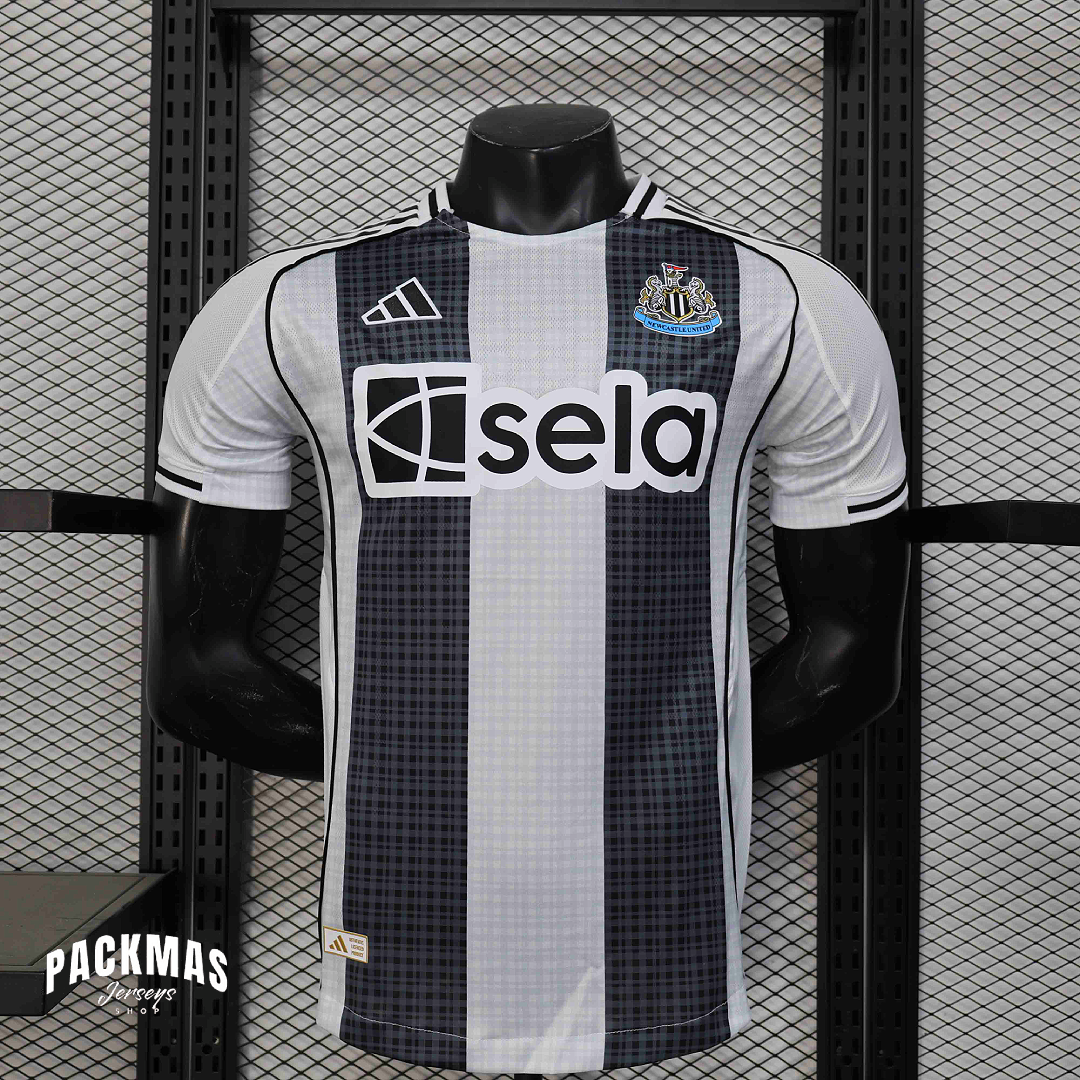 Newcastle United Local Versión Jugador | Temporada 25-26