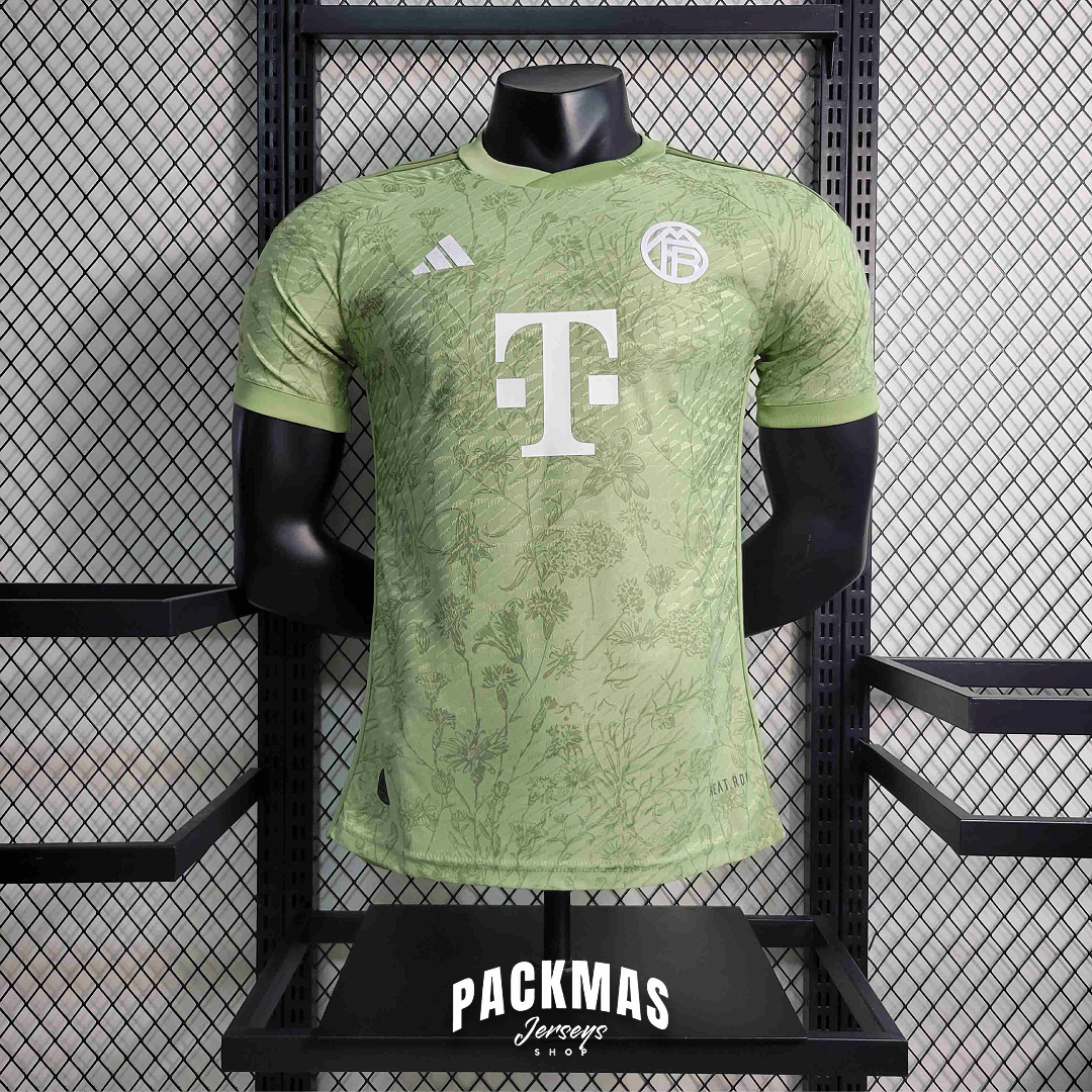 FC Bayern Munich OktoberFest Versión Authentic | Temporada 23-24