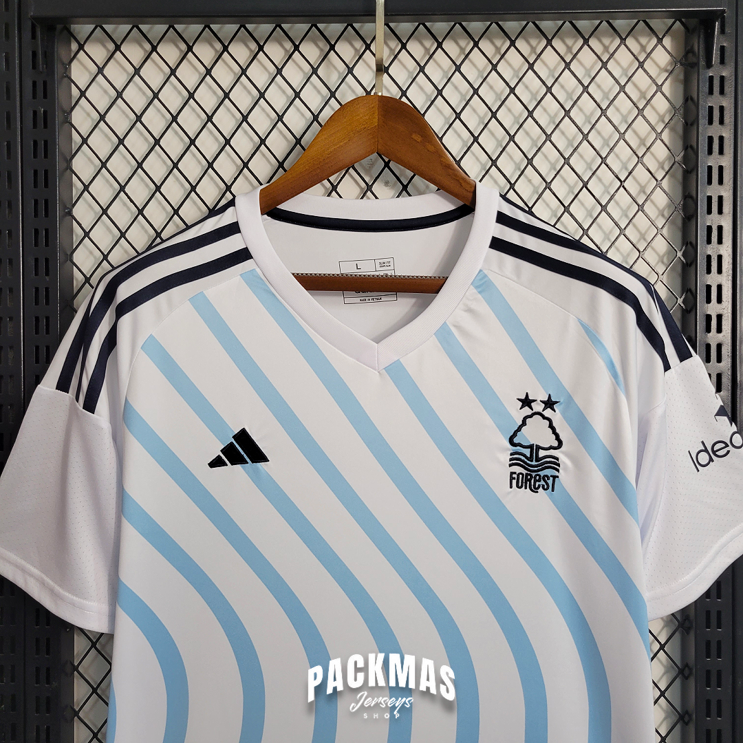 Nottingham Forest Visitante Versión Fan | Temporada 23-24