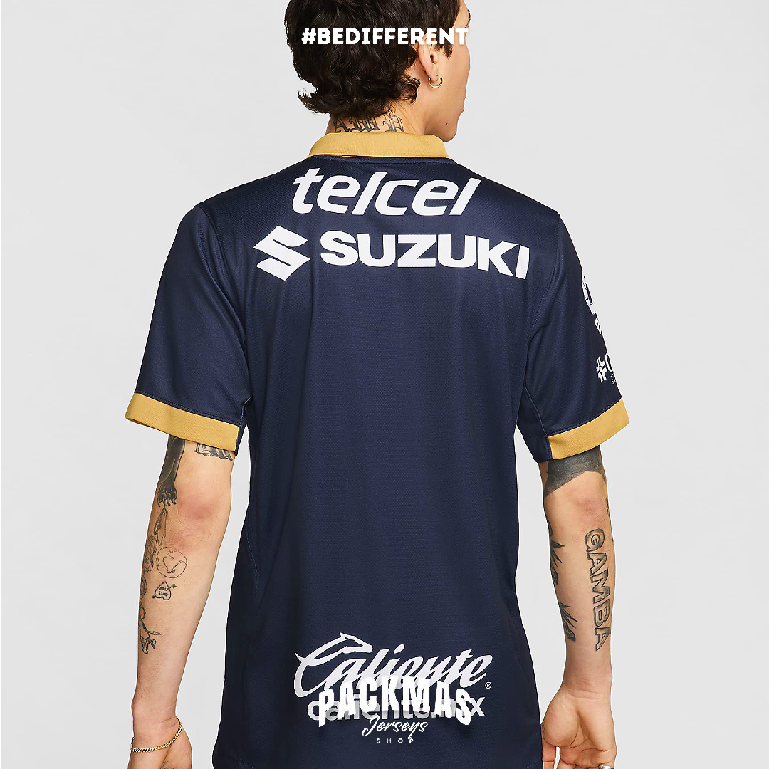 Pumas UNAM Visitante Versión Fan | Temporada 24-25
