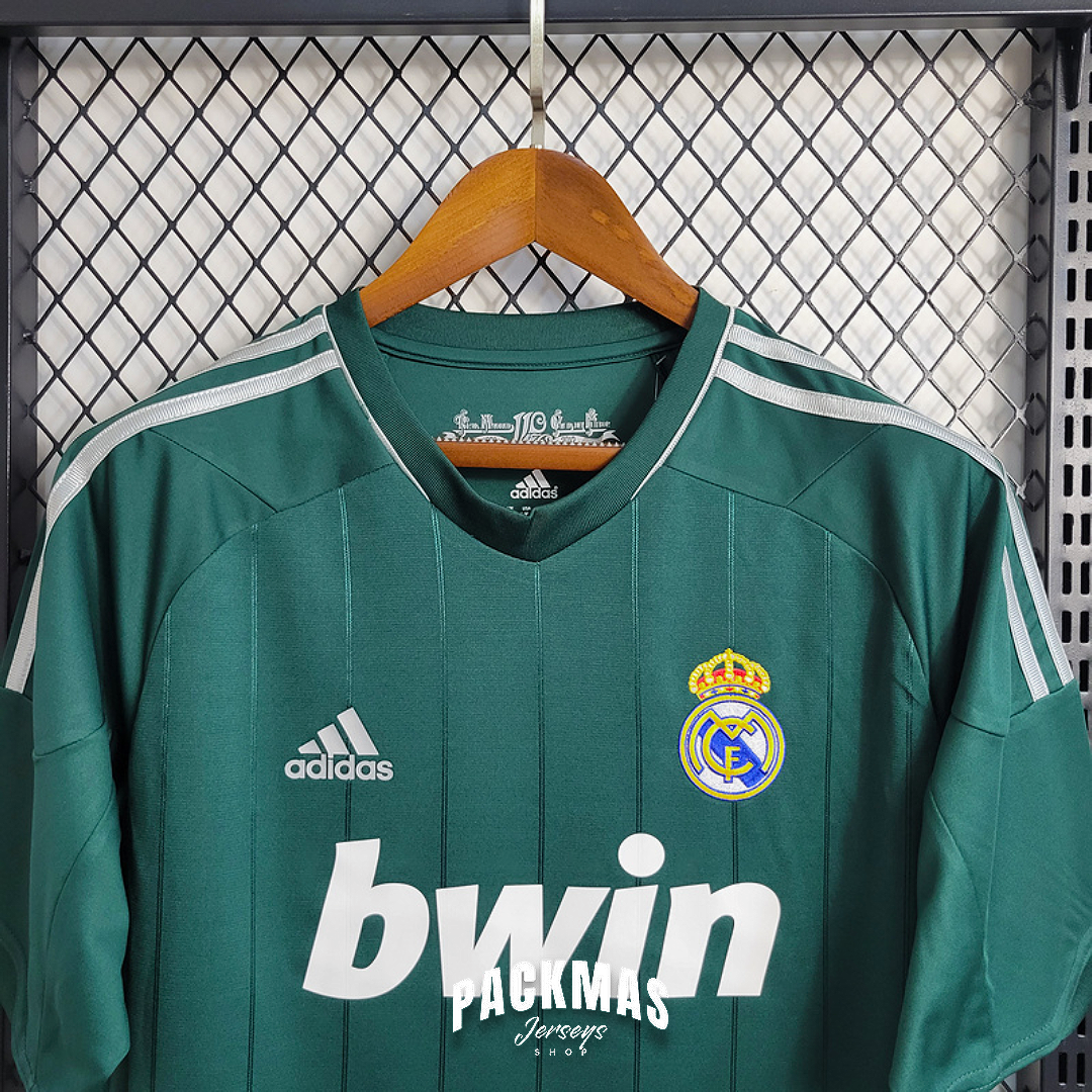 Real Madrid Alternativa Versión Retro | Temporada 12-13