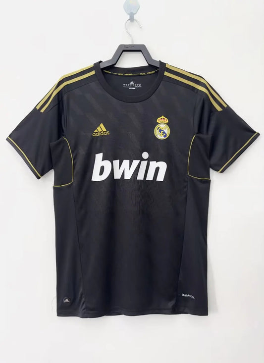 Real Madrid Visitante Versión Retro Manga Corta | Temporada 11-12
