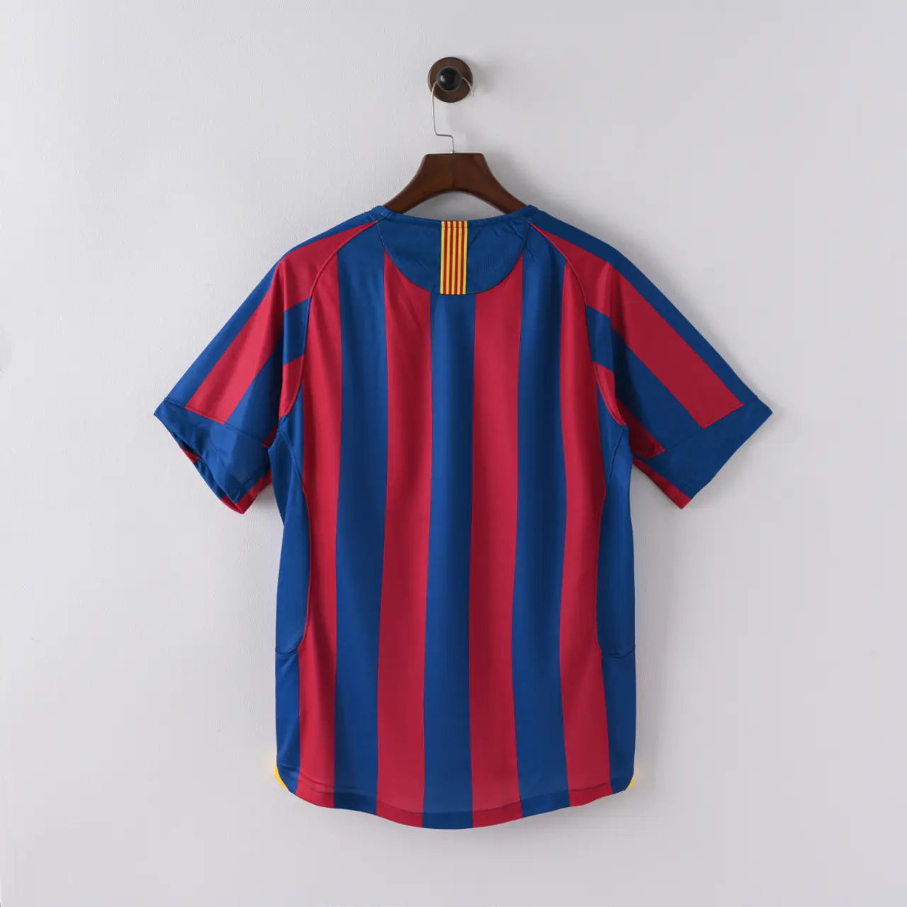 FC Barcelona Local Versión Retro Manga Corta | Temporada 05-06