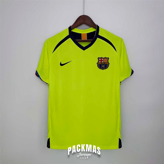 FC Barcelona Visitante Versión Retro | Temporada 05-06