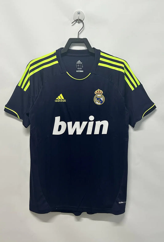 Real Madrid Visitante Versión Retro Manga Corta | Temporada 12-13