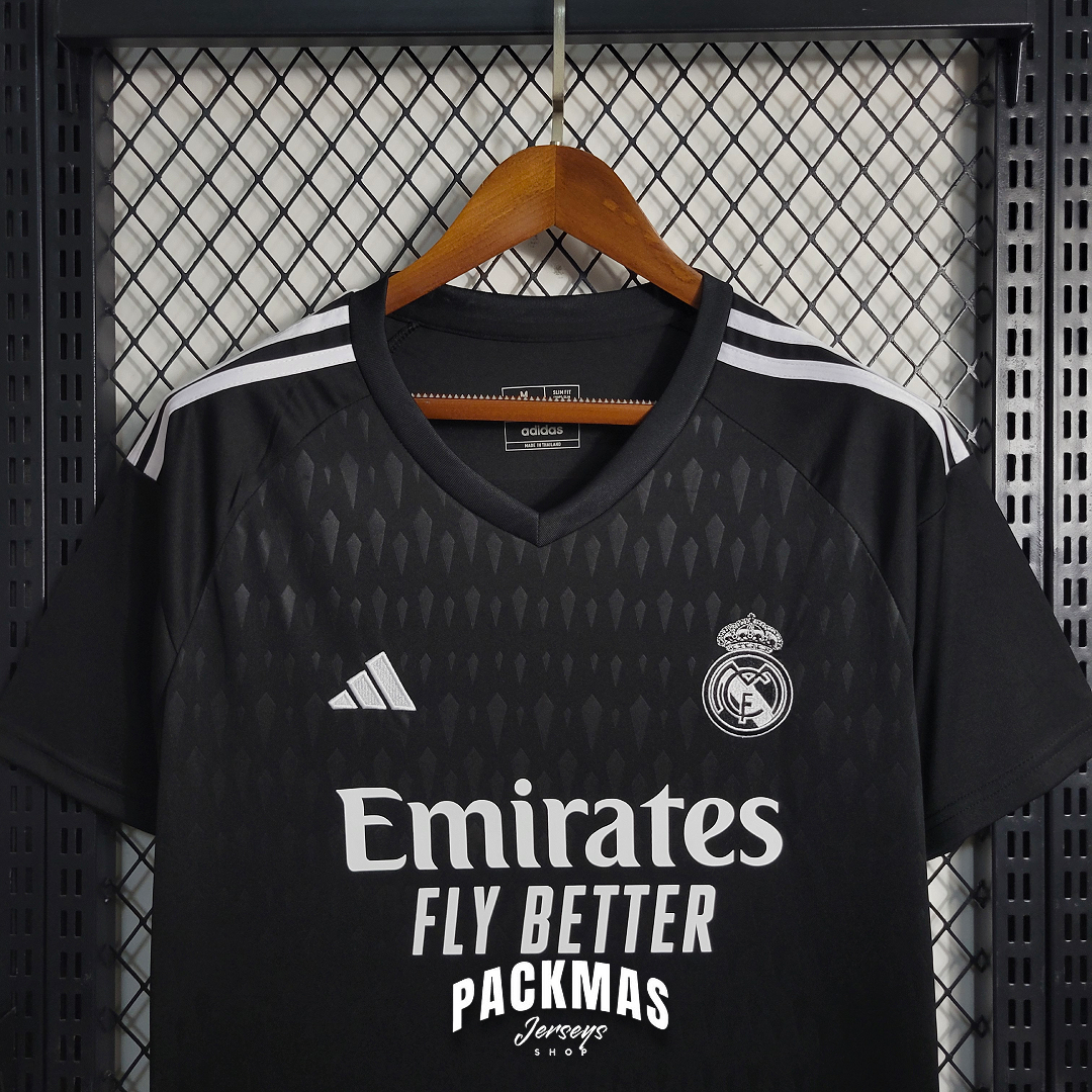 Real Madrid Portero Negra Versión Fan | Temporada 23-24