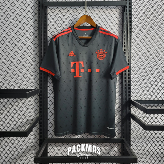 FC Bayern Munich Alternativa Versión Fan | Temporada 22-23