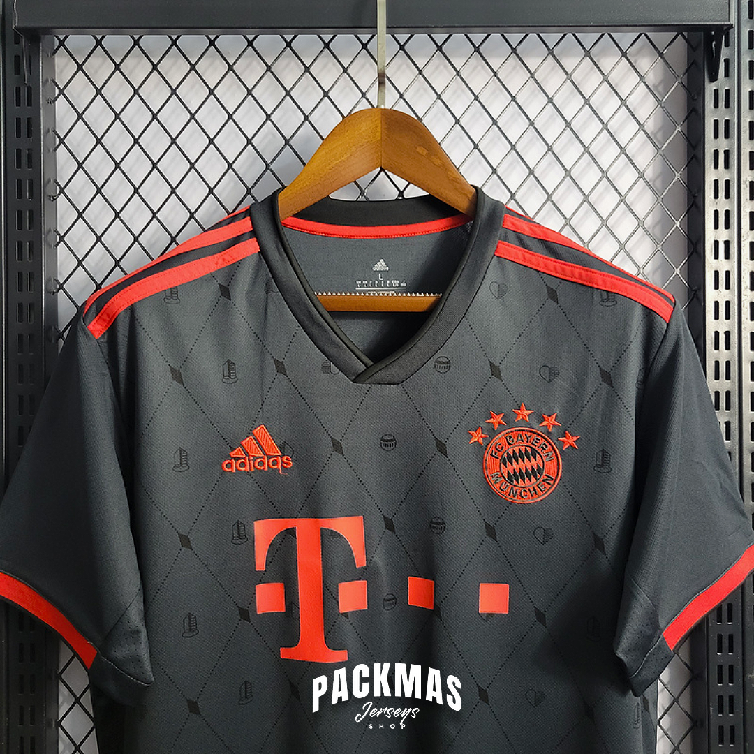 FC Bayern Munich Alternativa Versión Fan | Temporada 22-23