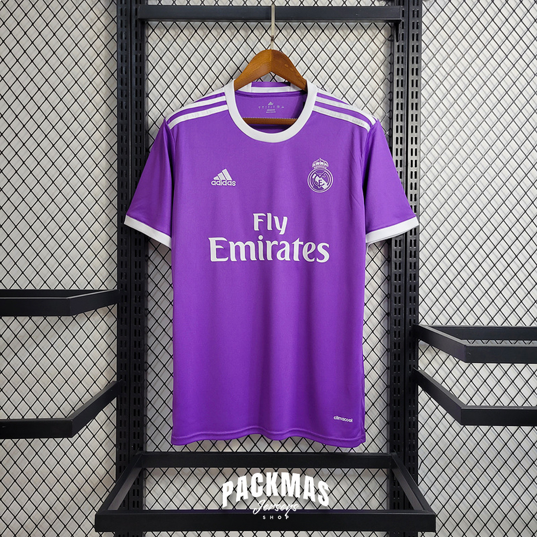 Real Madrid Visitante Versión Retro | Temporada 16-17