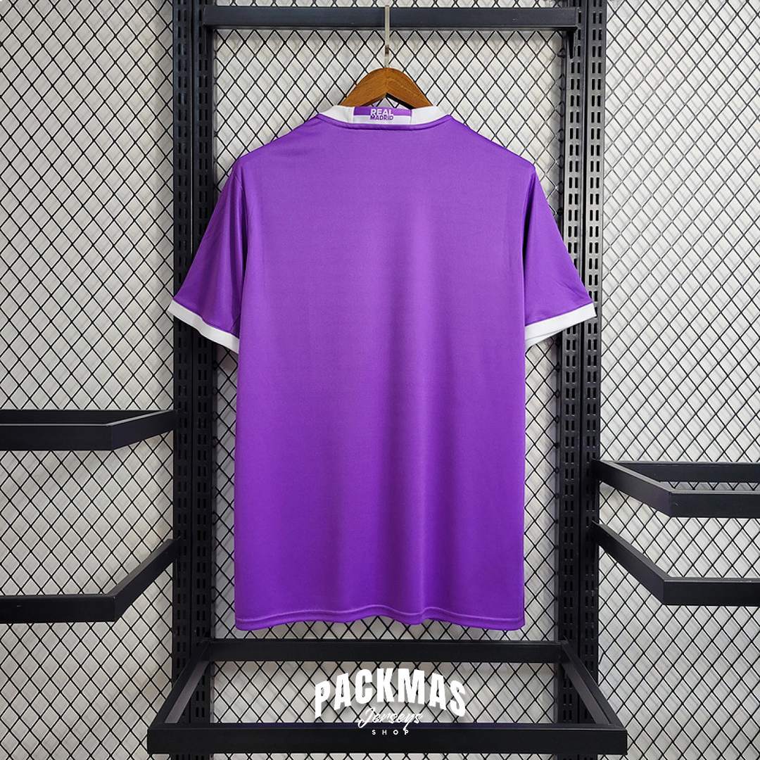 Real Madrid Visitante Versión Retro | Temporada 16-17