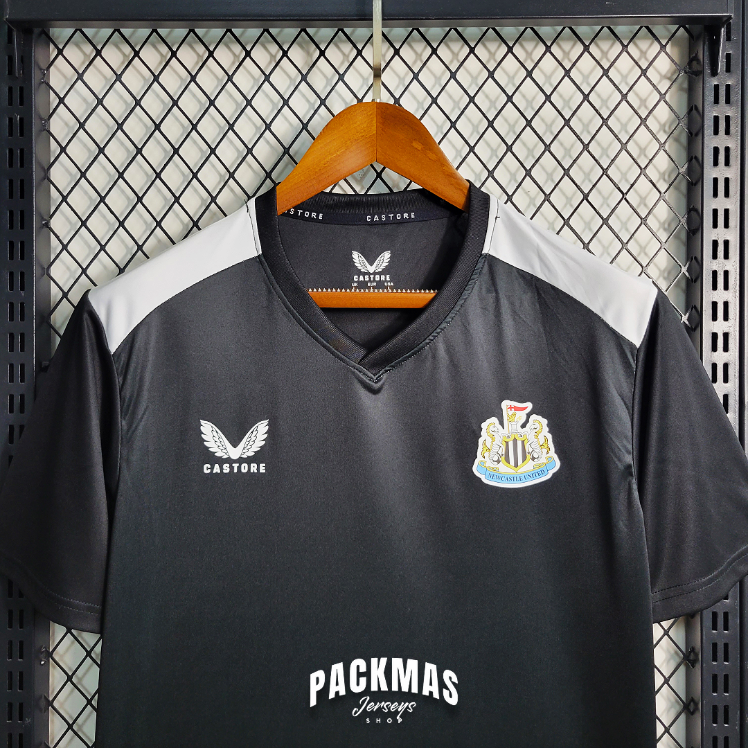 Newcastle Entrenamiento Versión Fan | Temporada 23-24
