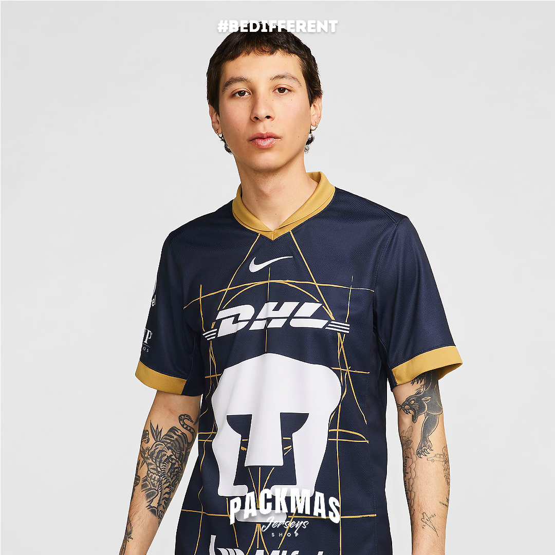 Pumas UNAM Visitante Versión Fan | Temporada 24-25
