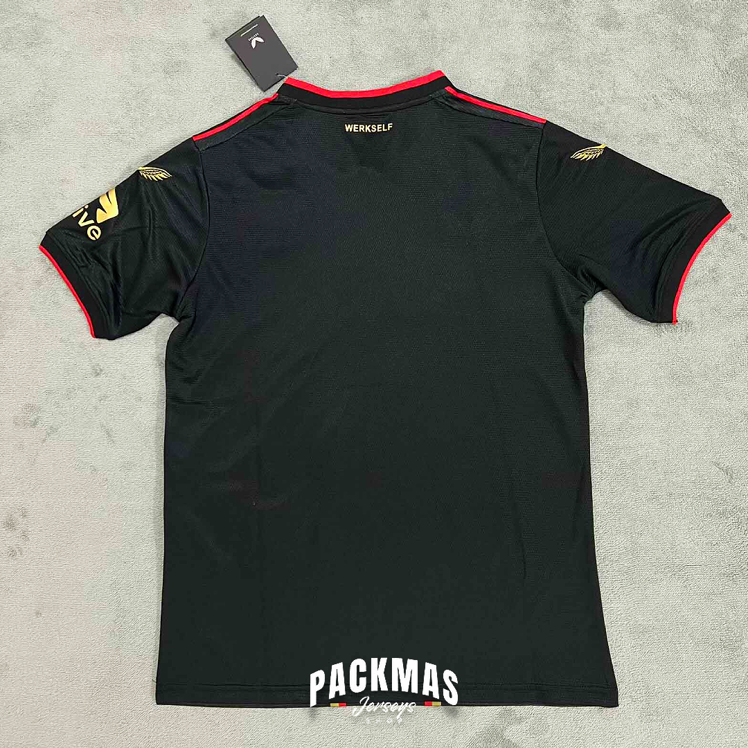 Bayer Leverkusen Edición Especial Versión Fan | Temporada 24-25